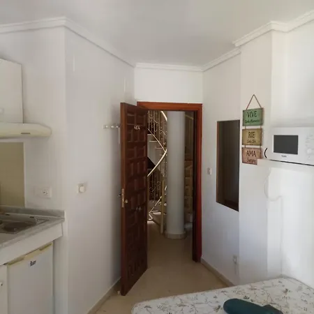 Estudio Caballo-piscina Denia