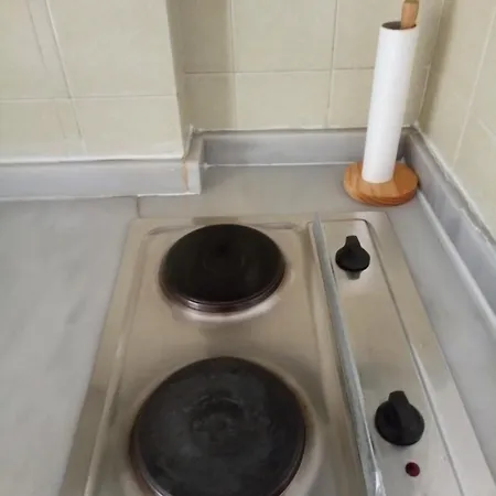 Estudio Caballo-piscina 아파트 *