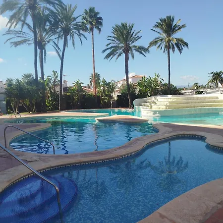 Estudio Caballo-piscina Denia